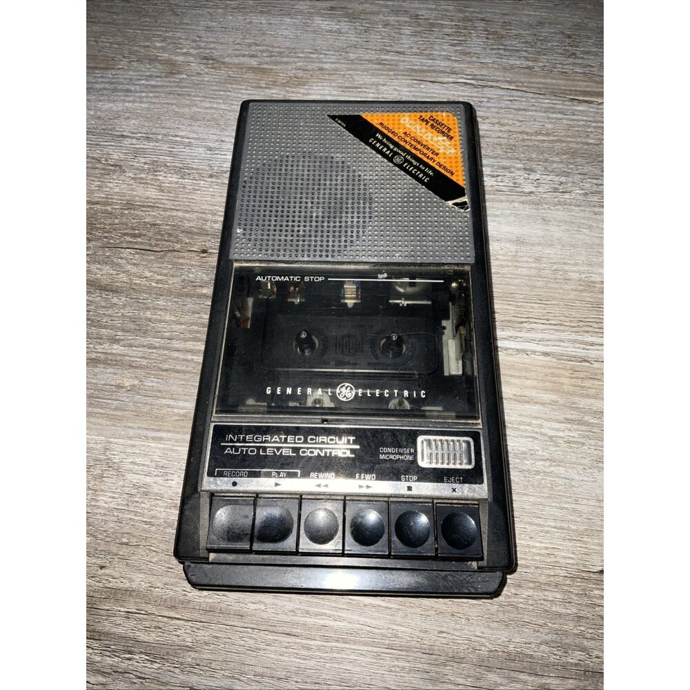 Vintage GE General Electric 3-5015C Cassette Tape Player/Recorder